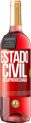 29,95 € Envío gratis | Vino Rosado Edición ROSÉ Estado civil: desaprovechada Etiqueta Roja. Etiqueta personalizable Vino joven Cosecha 2023 Tempranillo