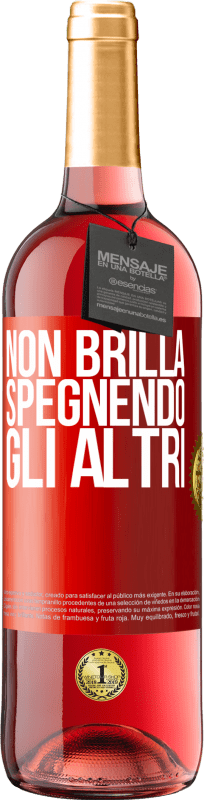 29,95 € Spedizione Gratuita | Vino rosato Edizione ROSÉ Non brilla spegnendo gli altri Etichetta Rossa. Etichetta personalizzabile Vino giovane Raccogliere 2024 Tempranillo