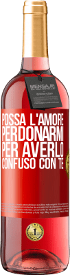 29,95 € Spedizione Gratuita | Vino rosato Edizione ROSÉ Possa l'amore perdonarmi per averlo confuso con te Etichetta Rossa. Etichetta personalizzabile Vino giovane Raccogliere 2024 Tempranillo