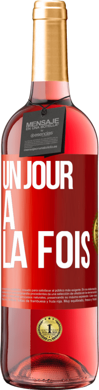 29,95 € Envoi gratuit | Vin rosé Édition ROSÉ Un jour à la fois Étiquette Rouge. Étiquette personnalisable Vin jeune Récolte 2024 Tempranillo