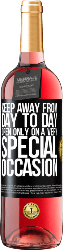 29,95 € Free Shipping | Rosé Wine ROSÉ Edition Keep away from day to day. Open only on a very special occasion Black Label. Customizable label Young wine Harvest 2024 Tempranillo