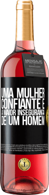 29,95 € Envio grátis | Vinho rosé Edição ROSÉ Uma mulher confiante é a maior insegurança de um homem Etiqueta Preta. Etiqueta personalizável Vinho jovem Colheita 2024 Tempranillo