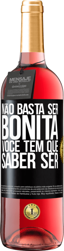 29,95 € Envio grátis | Vinho rosé Edição ROSÉ Não basta ser bonita. Você tem que saber ser Etiqueta Preta. Etiqueta personalizável Vinho jovem Colheita 2024 Tempranillo