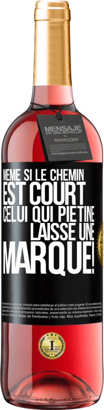 29,95 € Envoi gratuit | Vin rosé Édition ROSÉ Même si le chemin est court. Celui qui piétine, laisse une marque! Étiquette Noire. Étiquette personnalisable Vin jeune Récolte 2024 Tempranillo