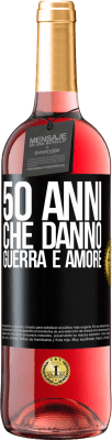 29,95 € Spedizione Gratuita | Vino rosato Edizione ROSÉ 50 anni che danno guerra e amore Etichetta Nera. Etichetta personalizzabile Vino giovane Raccogliere 2024 Tempranillo