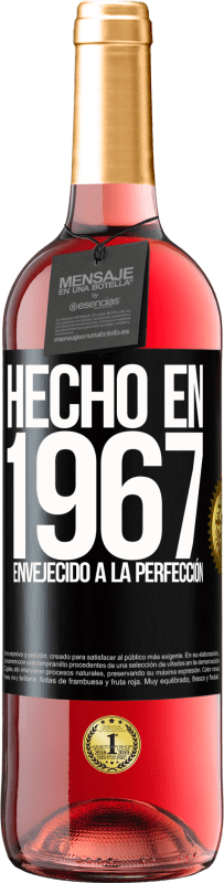 29,95 € Envío gratis | Vino Rosado Edición ROSÉ Hecho en 1967. Envejecido a la perfección Etiqueta Negra. Etiqueta personalizable Vino joven Cosecha 2023 Tempranillo