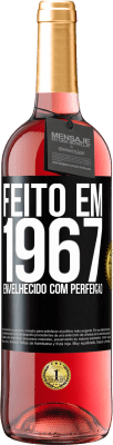 29,95 € Envio grátis | Vinho rosé Edição ROSÉ Feito em 1967. Envelhecido com perfeição Etiqueta Preta. Etiqueta personalizável Vinho jovem Colheita 2025 Tempranillo
