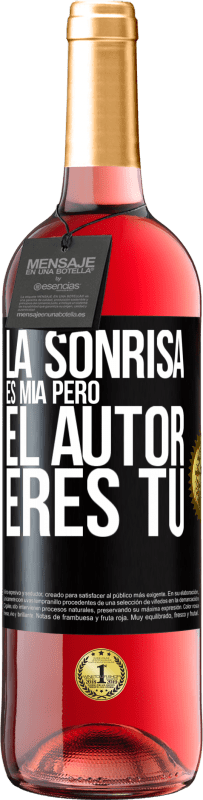 29,95 € Envío gratis | Vino Rosado Edición ROSÉ La sonrisa es mía, pero el autor eres tú Etiqueta Negra. Etiqueta personalizable Vino joven Cosecha 2024 Tempranillo