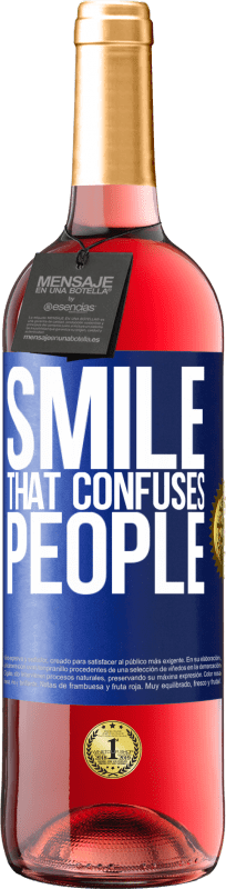 29,95 € 免费送货 | 桃红葡萄酒 ROSÉ版 微笑，使人困惑 蓝色标签. 可自定义的标签 青年酒 收成 2023 Tempranillo