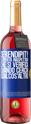 29,95 € Spedizione Gratuita | Vino rosato Edizione ROSÉ Serendipity. Scoperta inaspettata che si verifica quando cerchi qualcos'altro Etichetta Blu. Etichetta personalizzabile Vino giovane Raccogliere 2024 Tempranillo