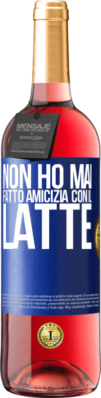 29,95 € Spedizione Gratuita | Vino rosato Edizione ROSÉ Non ho mai fatto amicizia con il latte Etichetta Blu. Etichetta personalizzabile Vino giovane Raccogliere 2023 Tempranillo