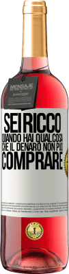 29,95 € Spedizione Gratuita | Vino rosato Edizione ROSÉ Sei ricco quando hai qualcosa che il denaro non può comprare Etichetta Bianca. Etichetta personalizzabile Vino giovane Raccogliere 2024 Tempranillo