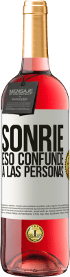 29,95 € Envío gratis | Vino Rosado Edición ROSÉ Sonríe, eso confunde a las personas Etiqueta Blanca. Etiqueta personalizable Vino joven Cosecha 2023 Tempranillo