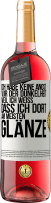 29,95 € Kostenloser Versand | Roséwein ROSÉ Ausgabe Ich habe keine Angst vor der Dunkelheit, weil ich weiß, dass ich dort am meisten glänze Weißes Etikett. Anpassbares Etikett Junger Wein Ernte 2023 Tempranillo