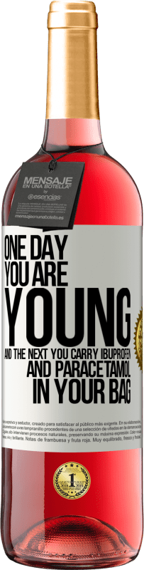 29,95 € Free Shipping | Rosé Wine ROSÉ Edition One day you are young and the next you carry ibuprofen and paracetamol in your bag White Label. Customizable label Young wine Harvest 2024 Tempranillo