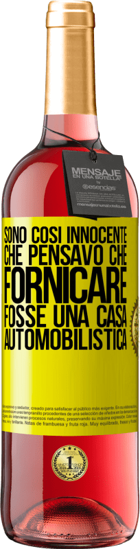 29,95 € Spedizione Gratuita | Vino rosato Edizione ROSÉ Sono così innocente che pensavo che fornicare fosse una casa automobilistica Etichetta Gialla. Etichetta personalizzabile Vino giovane Raccogliere 2024 Tempranillo