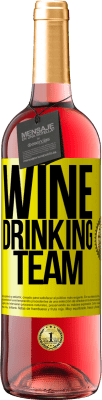 29,95 € Free Shipping | Rosé Wine ROSÉ Edition Wine drinking team Yellow Label. Customizable label Young wine Harvest 2024 Tempranillo