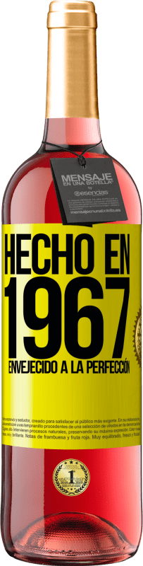 29,95 € Envío gratis | Vino Rosado Edición ROSÉ Hecho en 1967. Envejecido a la perfección Etiqueta Amarilla. Etiqueta personalizable Vino joven Cosecha 2023 Tempranillo