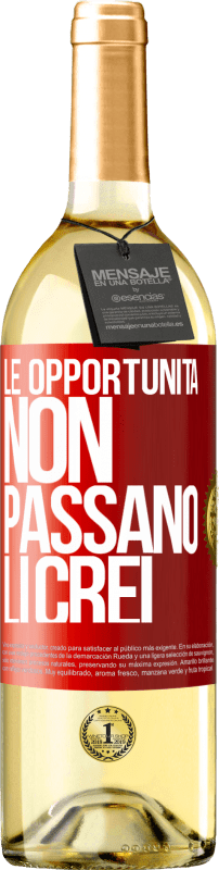 29,95 € Spedizione Gratuita | Vino bianco Edizione WHITE Le opportunità non passano. Li crei Etichetta Rossa. Etichetta personalizzabile Vino giovane Raccogliere 2024 Verdejo