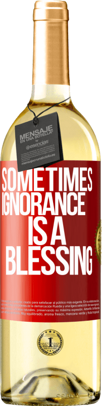 29,95 € 送料無料 | 白ワイン WHITEエディション 時々無知は祝福です 赤いタグ. カスタマイズ可能なラベル 若いワイン 収穫 2025 Verdejo