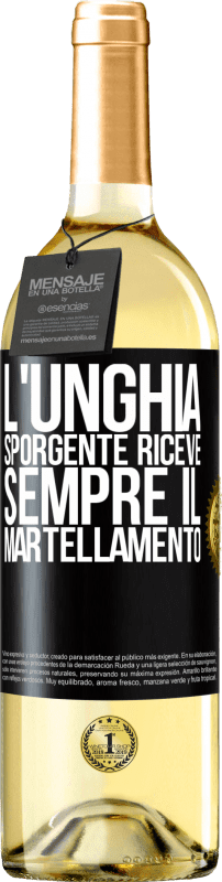 29,95 € Spedizione Gratuita | Vino bianco Edizione WHITE L'unghia sporgente riceve sempre il martellamento Etichetta Nera. Etichetta personalizzabile Vino giovane Raccogliere 2024 Verdejo