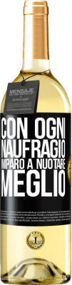 29,95 € Spedizione Gratuita | Vino bianco Edizione WHITE Con ogni naufragio imparo a nuotare meglio Etichetta Nera. Etichetta personalizzabile Vino giovane Raccogliere 2023 Verdejo