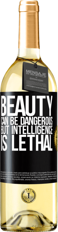 29,95 € Бесплатная доставка | Белое вино Издание WHITE Красота может быть опасна, но интеллект смертелен Черная метка. Настраиваемая этикетка Молодое вино Урожай 2023 Verdejo
