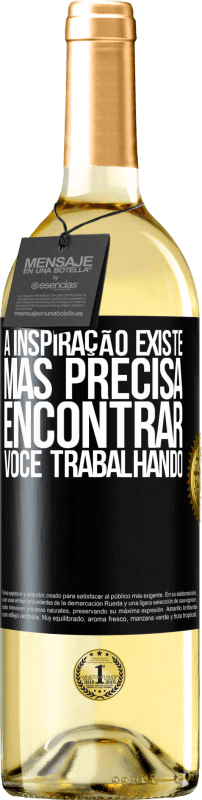 29,95 € Envio grátis | Vinho branco Edição WHITE A inspiração existe, mas precisa encontrar você trabalhando Etiqueta Preta. Etiqueta personalizável Vinho jovem Colheita 2024 Verdejo