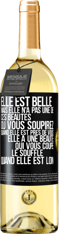 29,95 € Envoi gratuit | Vin blanc Édition WHITE Elle est belle. Mais elle n'a pas une de ces beautés où vous soupirez quand elle est près de vous. Elle a une beauté qui vous co Étiquette Noire. Étiquette personnalisable Vin jeune Récolte 2024 Verdejo