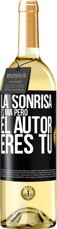 29,95 € Envío gratis | Vino Blanco Edición WHITE La sonrisa es mía, pero el autor eres tú Etiqueta Negra. Etiqueta personalizable Vino joven Cosecha 2024 Verdejo