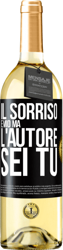 29,95 € Spedizione Gratuita | Vino bianco Edizione WHITE Il sorriso è mio, ma l'autore sei tu Etichetta Nera. Etichetta personalizzabile Vino giovane Raccogliere 2024 Verdejo