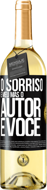 29,95 € Envio grátis | Vinho branco Edição WHITE O sorriso é meu, mas o autor é você Etiqueta Preta. Etiqueta personalizável Vinho jovem Colheita 2023 Verdejo