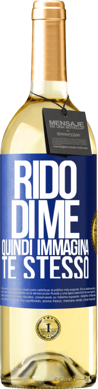 29,95 € Spedizione Gratuita | Vino bianco Edizione WHITE Rido di me, quindi immagina te stesso Etichetta Blu. Etichetta personalizzabile Vino giovane Raccogliere 2024 Verdejo