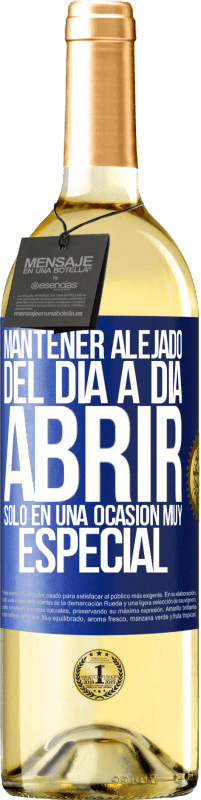 29,95 € Envío gratis | Vino Blanco Edición WHITE Mantener alejado del día a día. Abrir sólo en una ocasión muy especial Etiqueta Azul. Etiqueta personalizable Vino joven Cosecha 2024 Verdejo