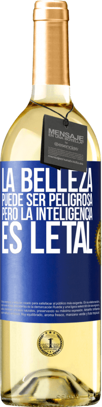 29,95 € Envío gratis | Vino Blanco Edición WHITE La belleza puede ser peligrosa, pero la inteligencia es letal Etiqueta Azul. Etiqueta personalizable Vino joven Cosecha 2023 Verdejo