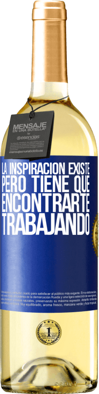 29,95 € Envío gratis | Vino Blanco Edición WHITE La inspiración existe, pero tiene que encontrarte trabajando Etiqueta Azul. Etiqueta personalizable Vino joven Cosecha 2023 Verdejo