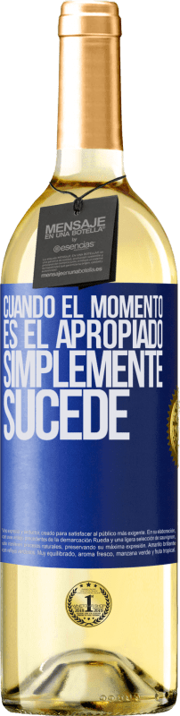 29,95 € Envío gratis | Vino Blanco Edición WHITE Cuando el momento es el apropiado, simplemente sucede Etiqueta Azul. Etiqueta personalizable Vino joven Cosecha 2024 Verdejo