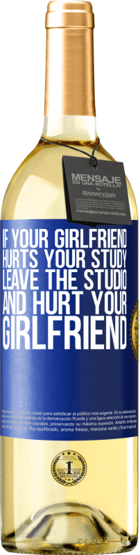 29,95 € Free Shipping | White Wine WHITE Edition If your girlfriend hurts your study, leave the studio and hurt your girlfriend Blue Label. Customizable label Young wine Harvest 2022 Verdejo