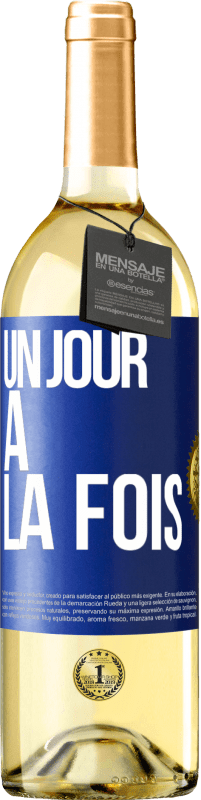 29,95 € Envoi gratuit | Vin blanc Édition WHITE Un jour à la fois Étiquette Bleue. Étiquette personnalisable Vin jeune Récolte 2023 Verdejo