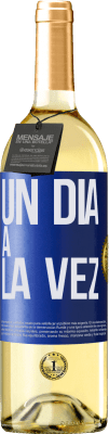29,95 € Envío gratis | Vino Blanco Edición WHITE Un día a la vez Etiqueta Azul. Etiqueta personalizable Vino joven Cosecha 2025 Verdejo