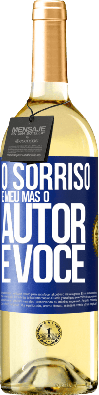 29,95 € Envio grátis | Vinho branco Edição WHITE O sorriso é meu, mas o autor é você Etiqueta Azul. Etiqueta personalizável Vinho jovem Colheita 2023 Verdejo