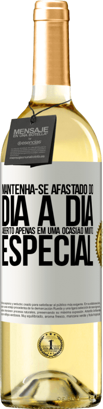 29,95 € Envio grátis | Vinho branco Edição WHITE Mantenha-se afastado do dia a dia. Aberto apenas em uma ocasião muito especial Etiqueta Branca. Etiqueta personalizável Vinho jovem Colheita 2024 Verdejo