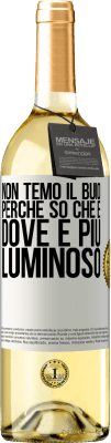 29,95 € Spedizione Gratuita | Vino bianco Edizione WHITE Non temo il buio, perché so che è dove è più luminoso Etichetta Bianca. Etichetta personalizzabile Vino giovane Raccogliere 2024 Verdejo