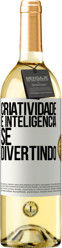 29,95 € Envio grátis | Vinho branco Edição WHITE Criatividade é inteligência se divertindo Etiqueta Branca. Etiqueta personalizável Vinho jovem Colheita 2024 Verdejo