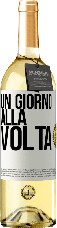 29,95 € Spedizione Gratuita | Vino bianco Edizione WHITE Un giorno alla volta Etichetta Bianca. Etichetta personalizzabile Vino giovane Raccogliere 2025 Verdejo