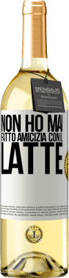 29,95 € Spedizione Gratuita | Vino bianco Edizione WHITE Non ho mai fatto amicizia con il latte Etichetta Bianca. Etichetta personalizzabile Vino giovane Raccogliere 2024 Verdejo