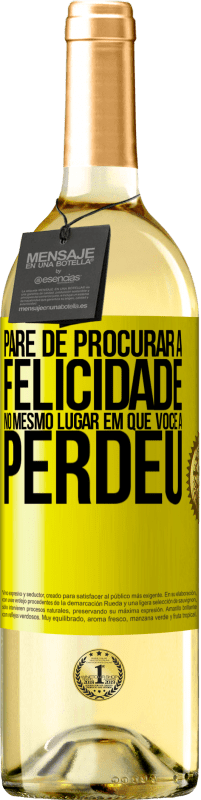 29,95 € Envio grátis | Vinho branco Edição WHITE Pare de procurar a felicidade no mesmo lugar em que você a perdeu Etiqueta Amarela. Etiqueta personalizável Vinho jovem Colheita 2025 Verdejo