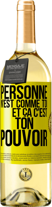 29,95 € Envoi gratuit | Vin blanc Édition WHITE Personne n'est comme toi et ça c'est ton pouvoir Étiquette Jaune. Étiquette personnalisable Vin jeune Récolte 2024 Verdejo