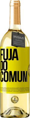 29,95 € Envio grátis | Vinho branco Edição WHITE Fuja do comum Etiqueta Amarela. Etiqueta personalizável Vinho jovem Colheita 2024 Verdejo