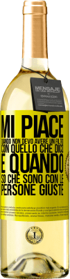 29,95 € Spedizione Gratuita | Vino bianco Edizione WHITE Mi piace quando non devo avere un filtro con quello che dico. È quando so che sono con le persone giuste Etichetta Gialla. Etichetta personalizzabile Vino giovane Raccogliere 2025 Verdejo
